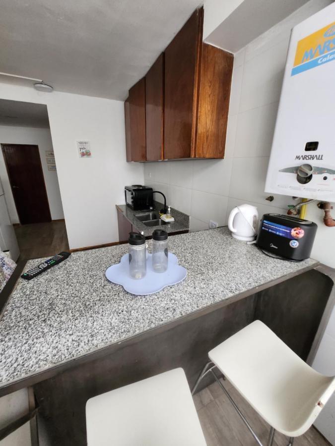 Departamento Ubicadisimo Calle Chile Con Estacionamiento Incluido Capital Mendoza3 Centro Appartement Buitenkant foto