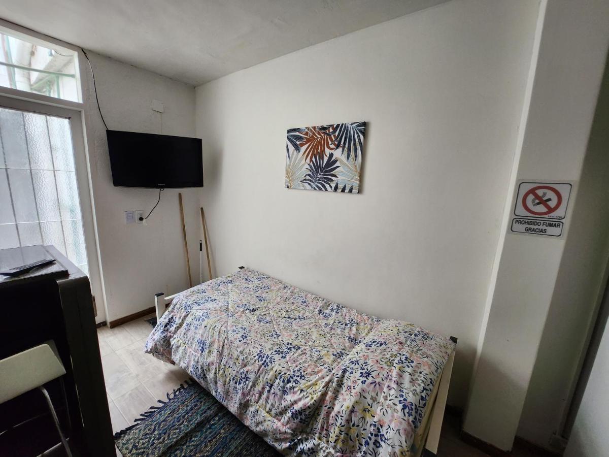 Departamento Ubicadisimo Calle Chile Con Estacionamiento Incluido Capital Mendoza3 Centro Appartement Buitenkant foto